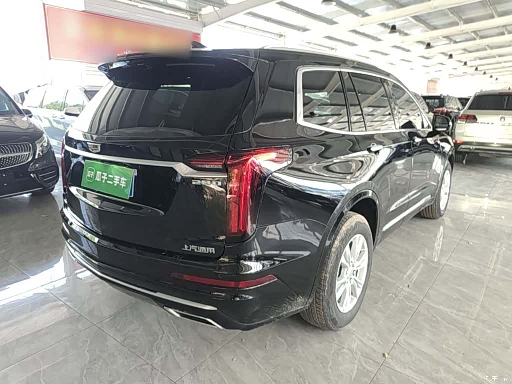 Cadillac XT6, 2023 все фото