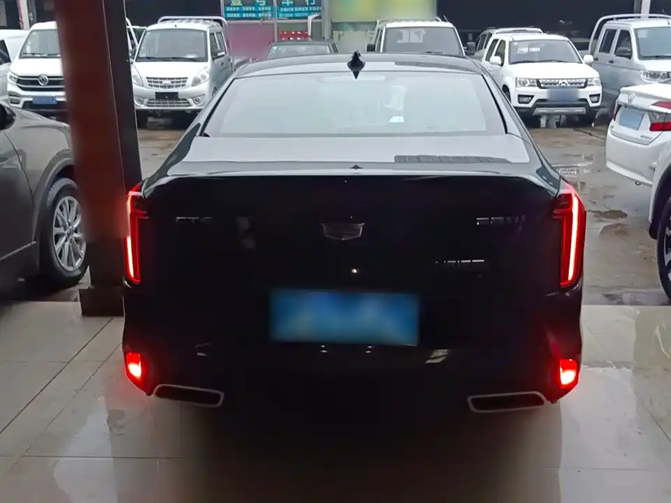 Cadillac CT4