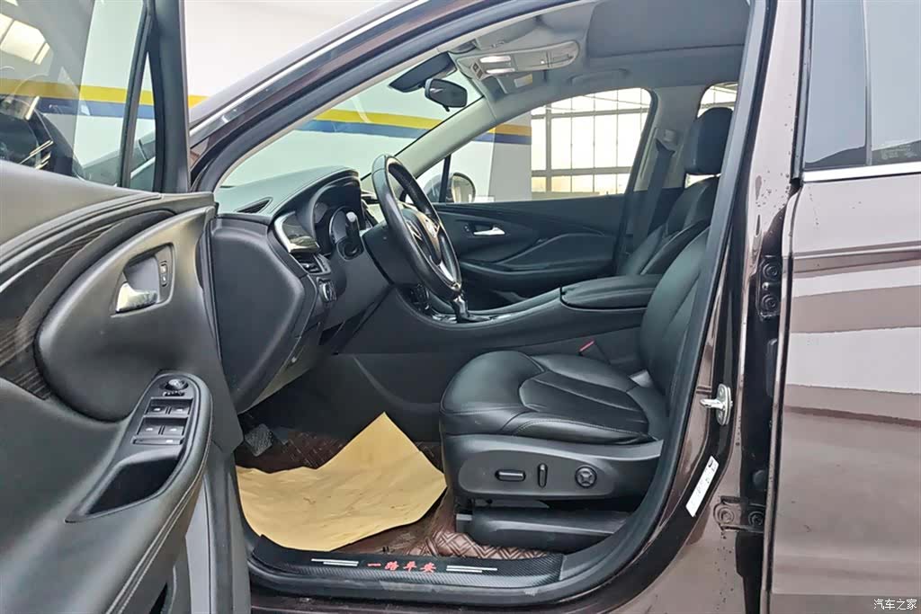 Buick Envision Plus, 2020 9