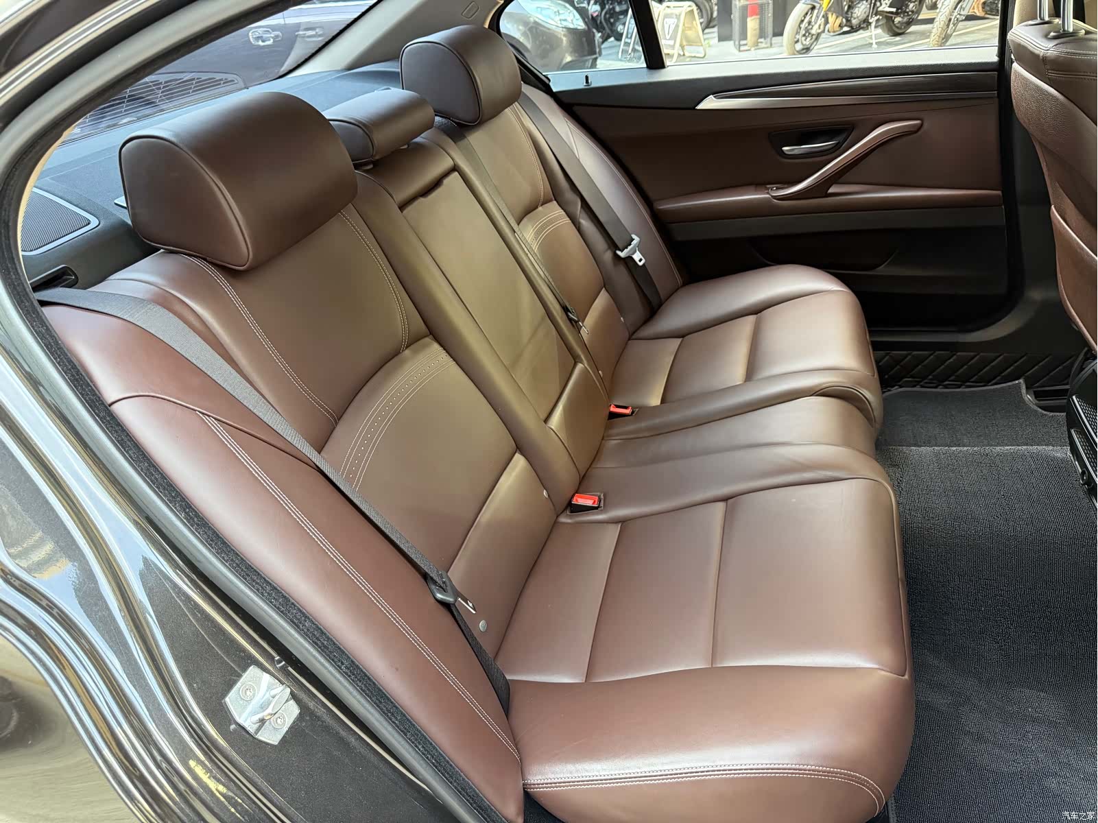 BMW 5 Series, 2016 26