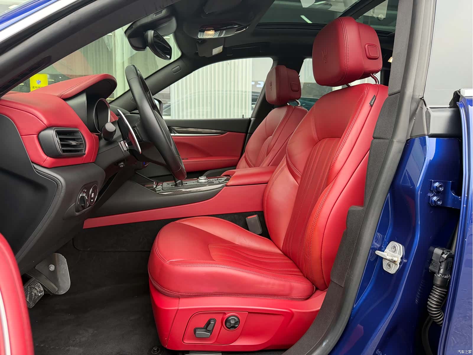 Maserati Levante, 2017 4