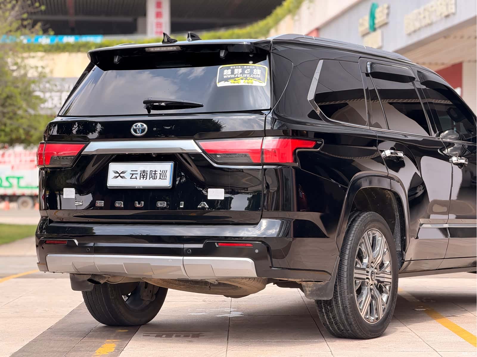 Toyota Sequoia, 2024 9
