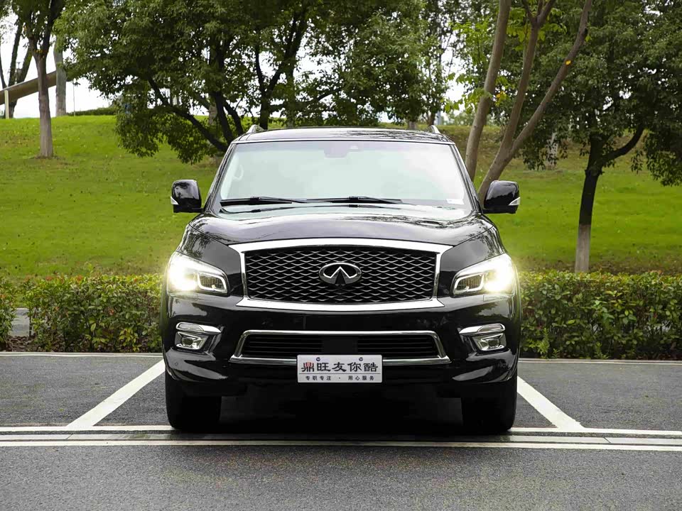 Infiniti QX80