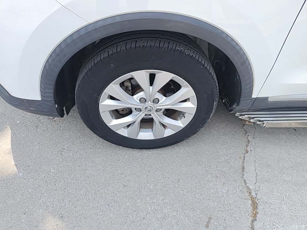 MG ZS, 2018 23