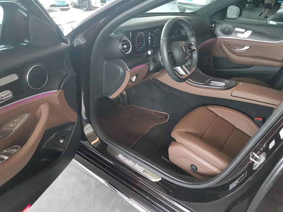 Mercedes-Benz E-class Mercedes-Benz E-class