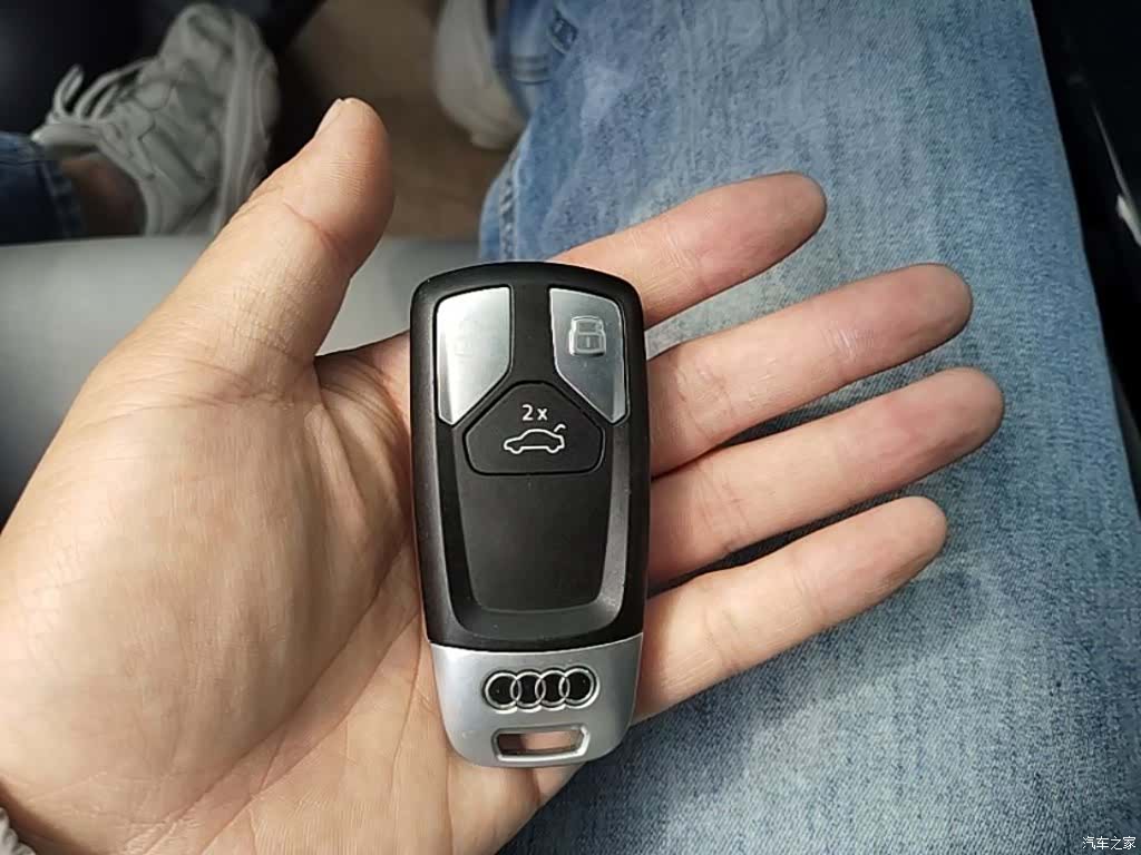 Audi Q5L, 2021 9