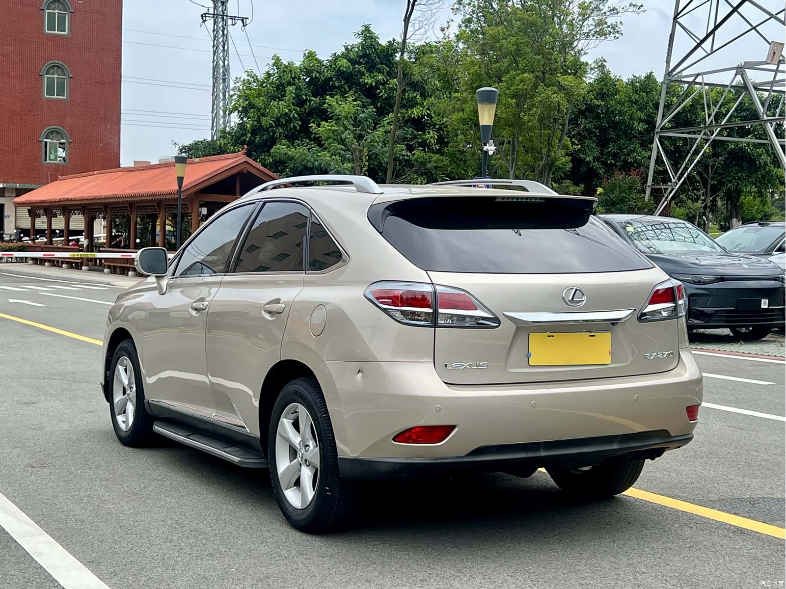 Lexus RX, 2013 4