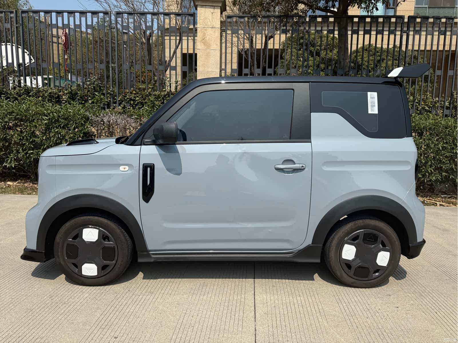 Geely Panda, 2025 3