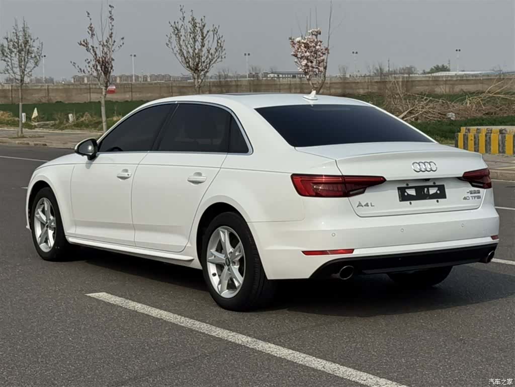 Audi A4L, 2017 22