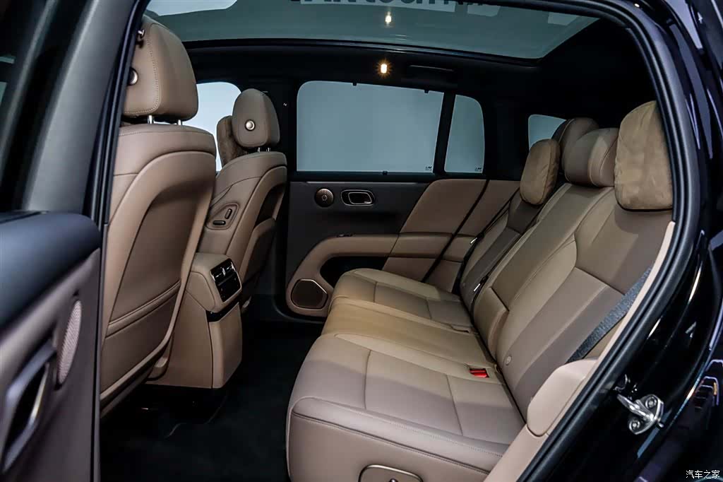 Li Auto i6, 2025 10