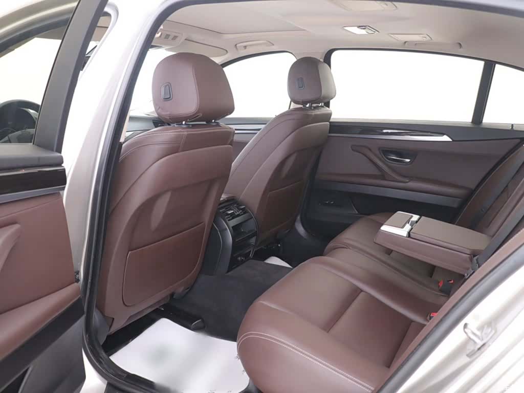 BMW 5 Series, 2016 14