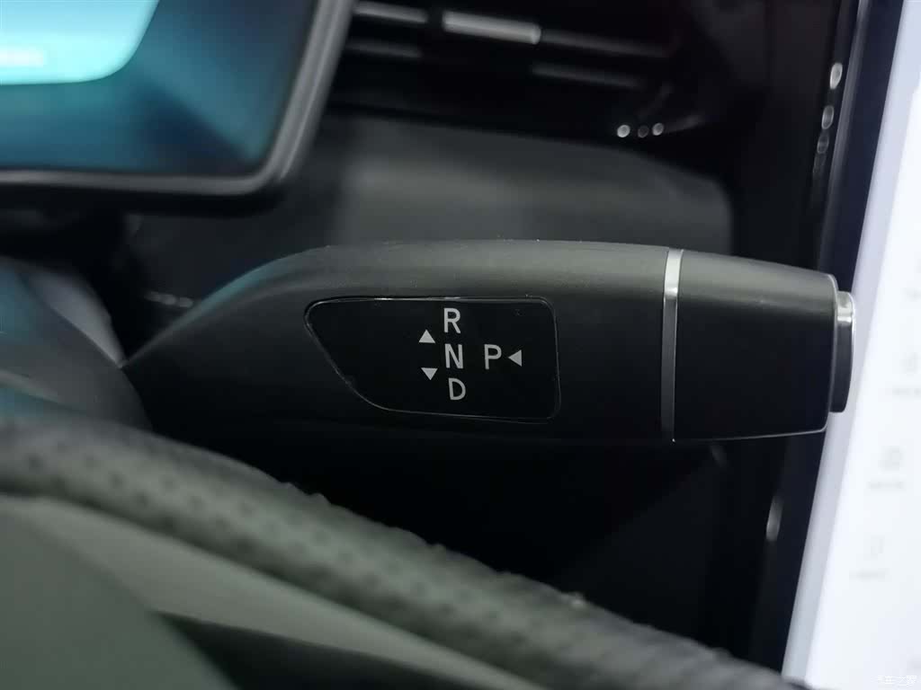 Xpeng G3i, 2023 13