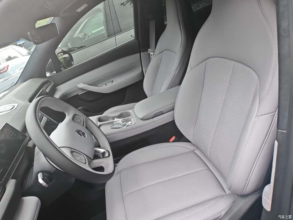 NIO EC6, 2025 15