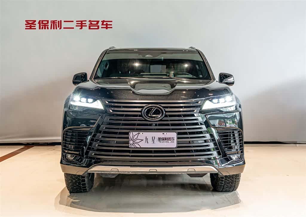 Lexus LX, 2025 2