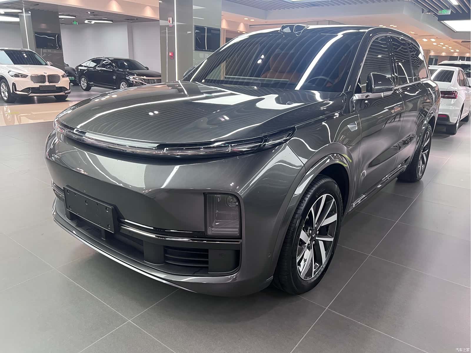 Li Auto L8, 2023 1