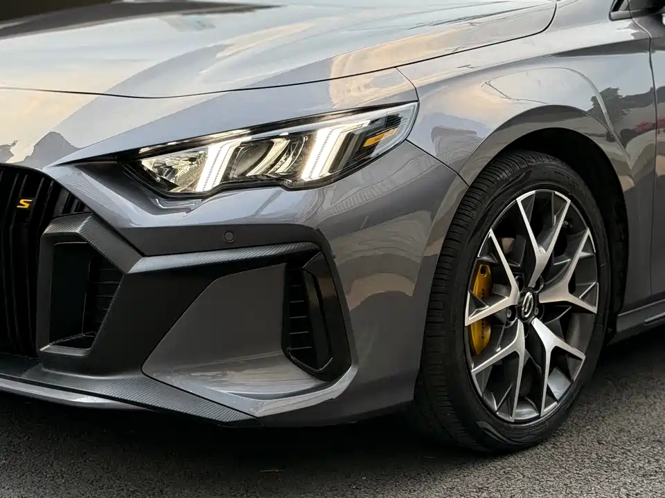 Trumpchi Shadow Leopard