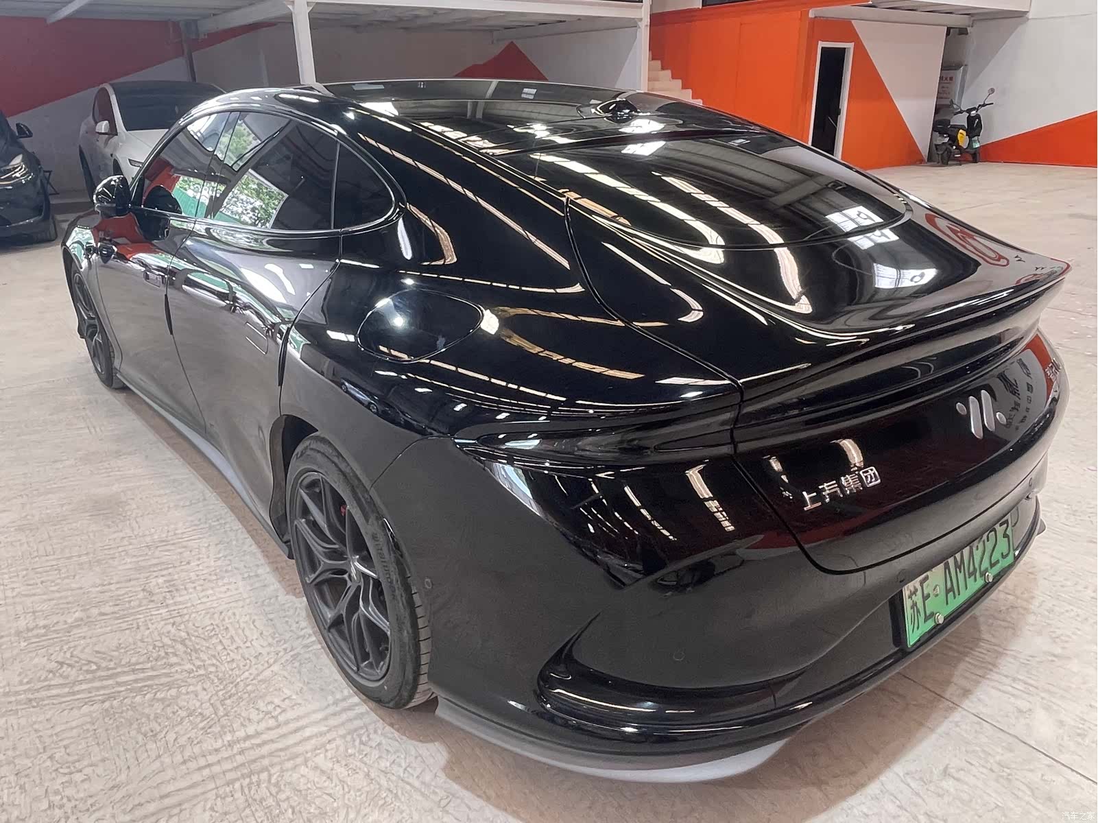 IM Motors L6, 2024 9