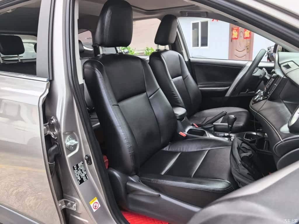 Toyota RAV4, 2018 25