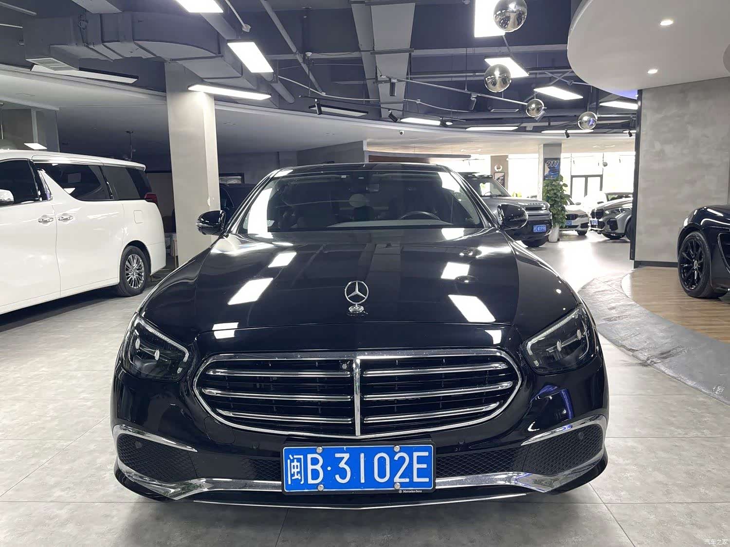 Mercedes-Benz E-Class, 2022 3