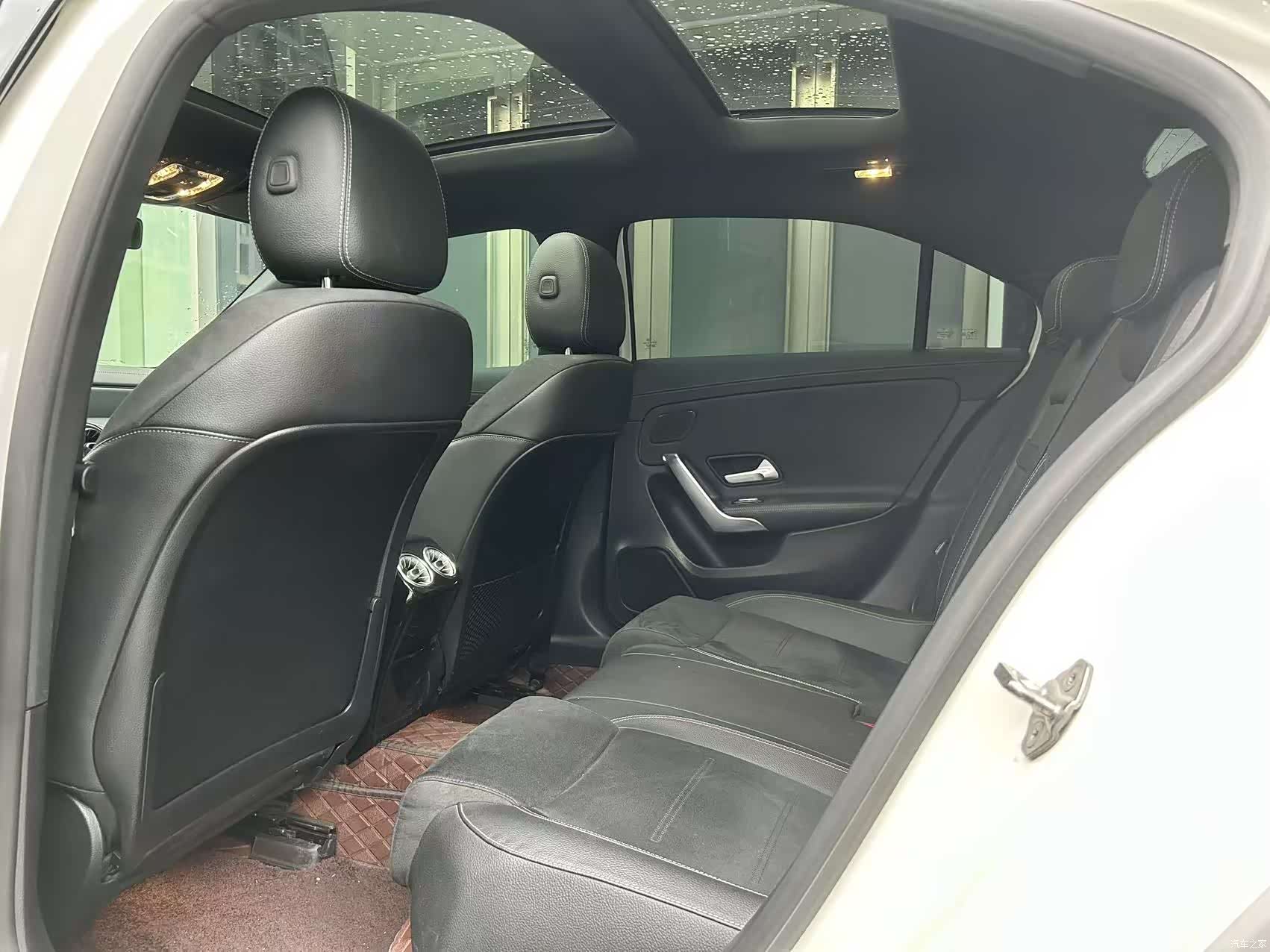 Mercedes-Benz A-Class, 2019 8