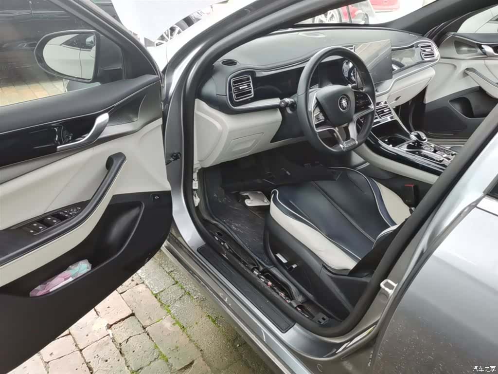 BYD Qin, 2021 16