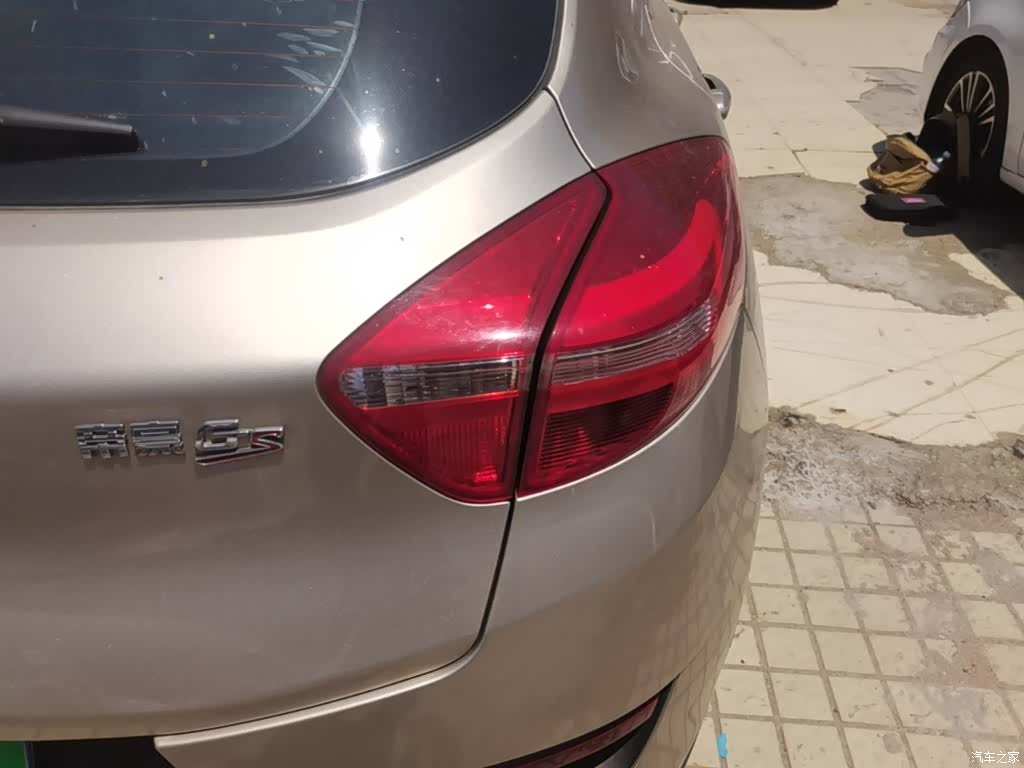 Geely Emgrand, 2017 24