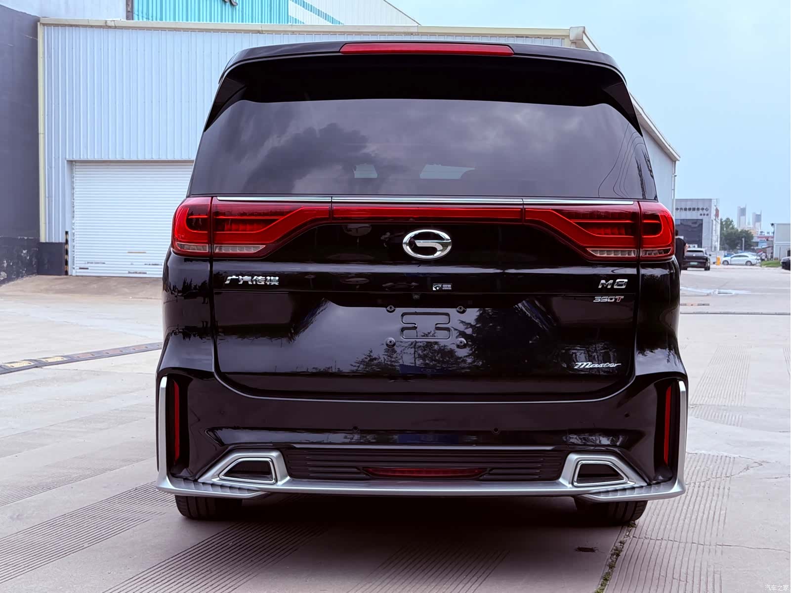 Trumpchi M8, 2022 13