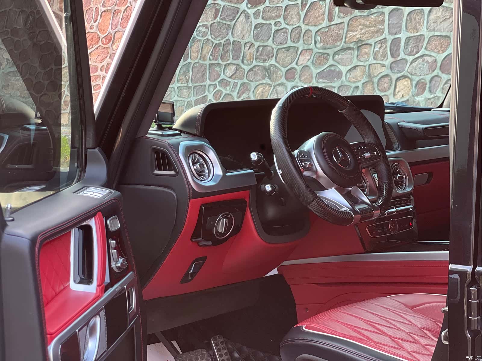 Mercedes-Benz G-Class, 2011 4