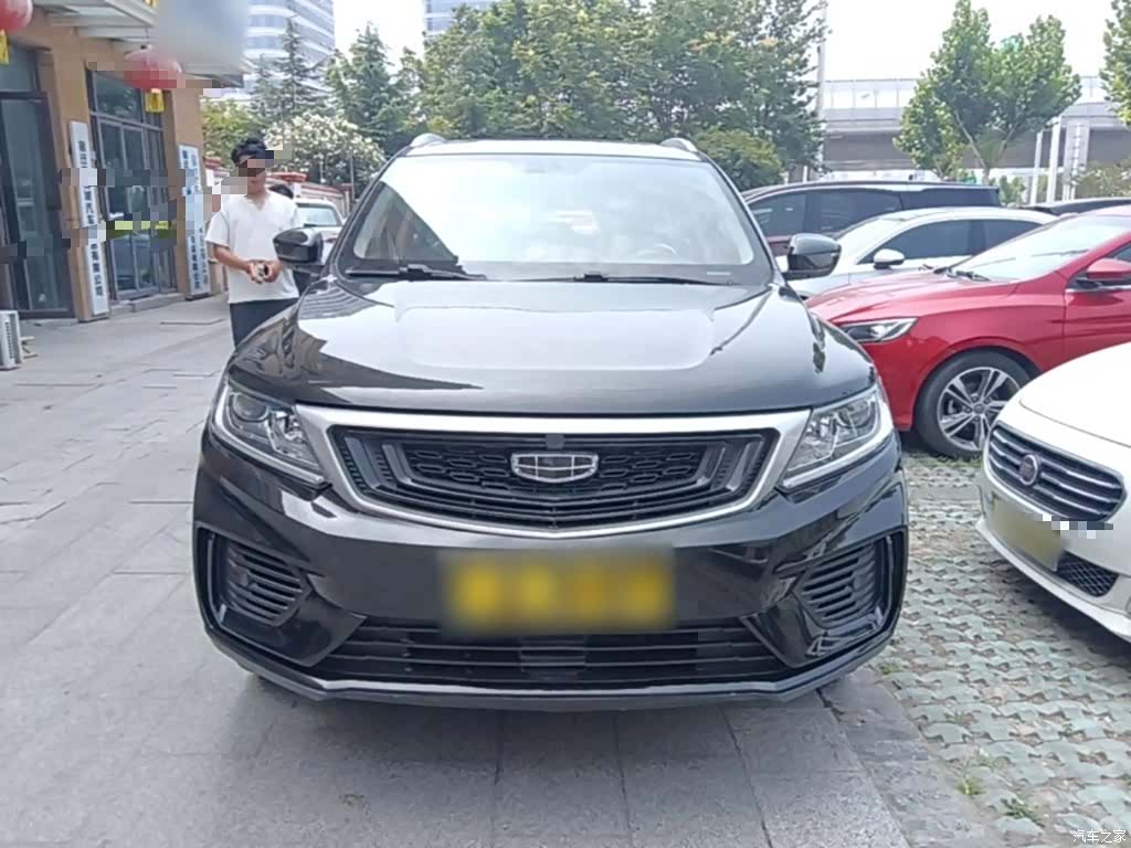 Geely X6, 2021 3