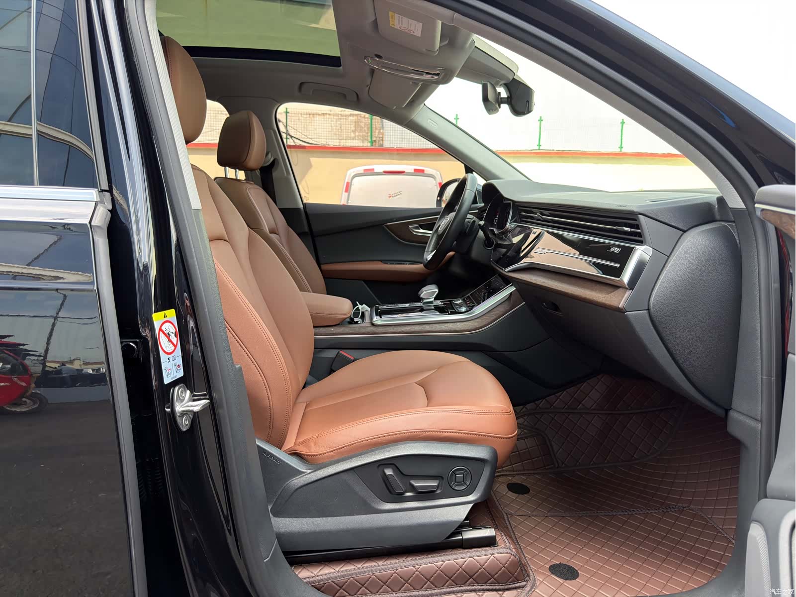 Audi Q7, 2021 11