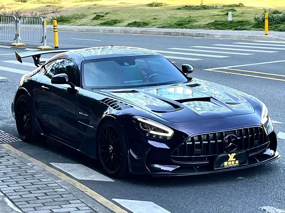 Mercedes-Benz AMG GT
