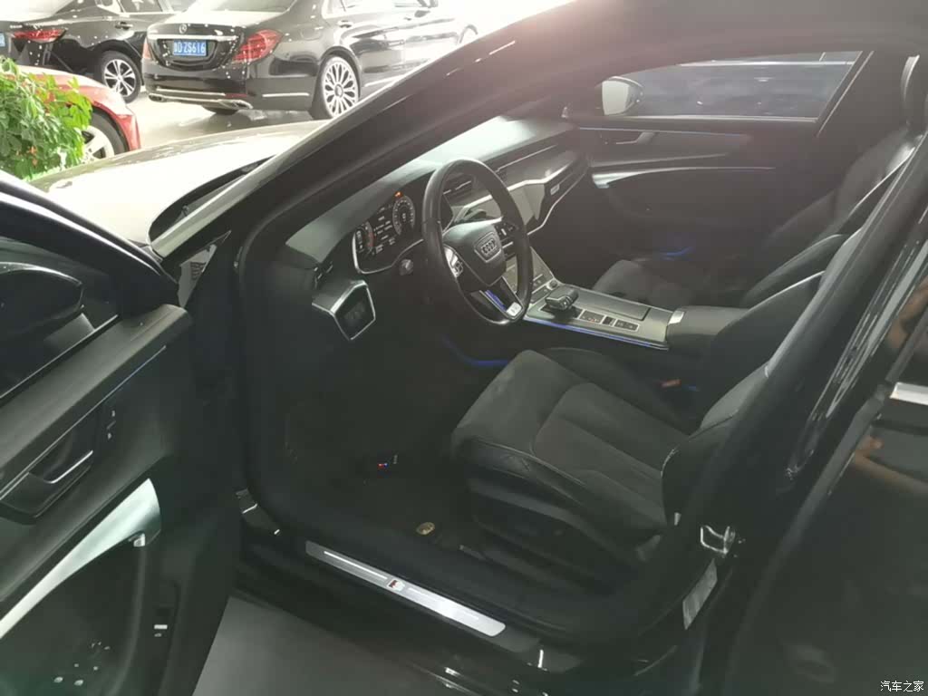 Audi A6L, 2022 15