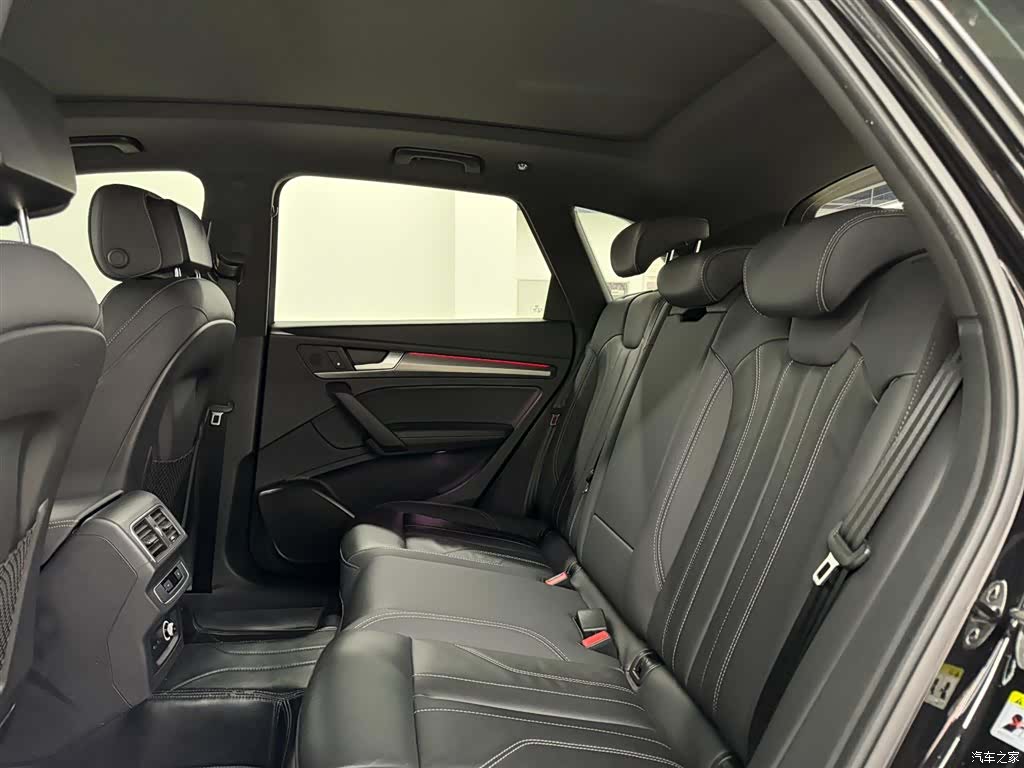 Audi Q5L, 2023 13