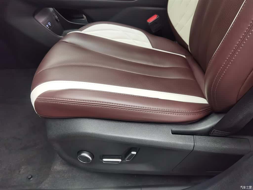 Geely Xingyue L, 2022 20