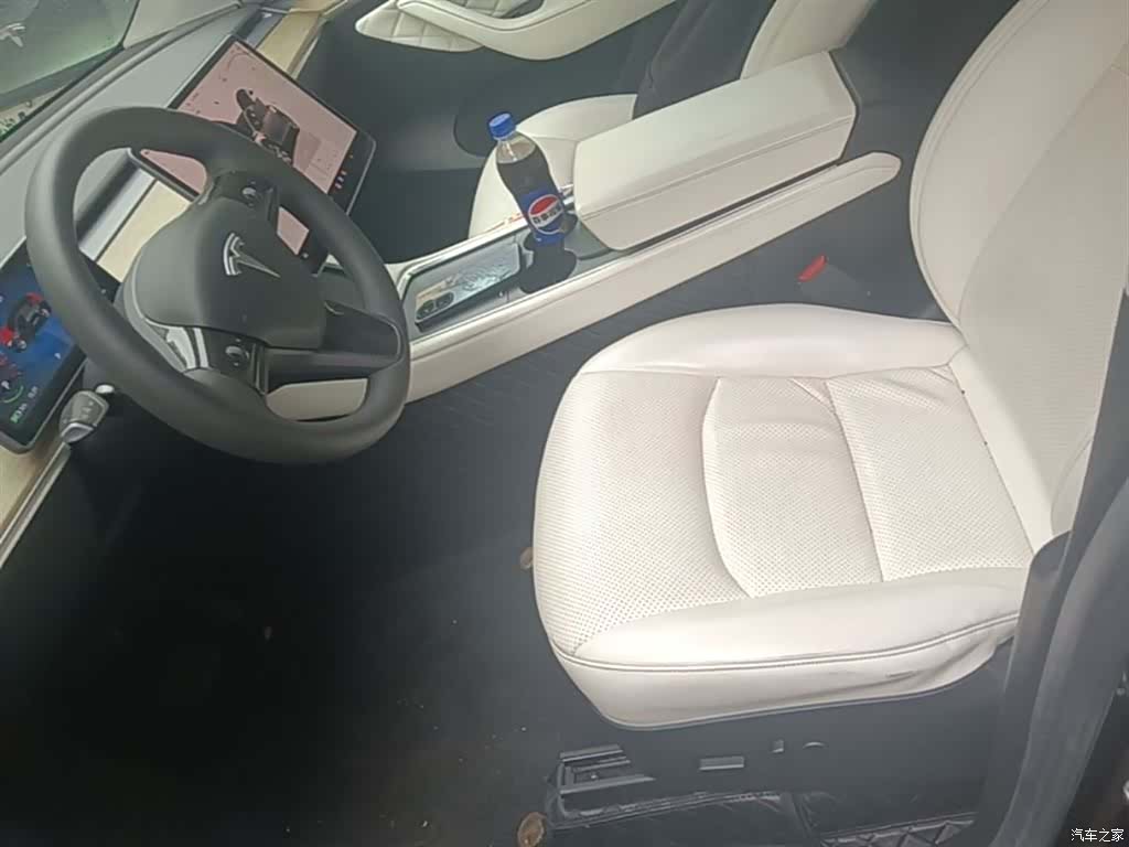 Tesla Model Y, 2022 11