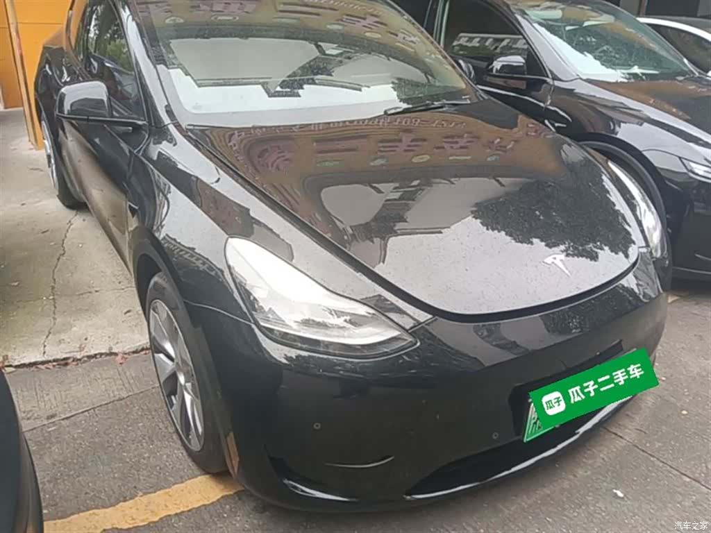 Tesla Model Y, 2022 22