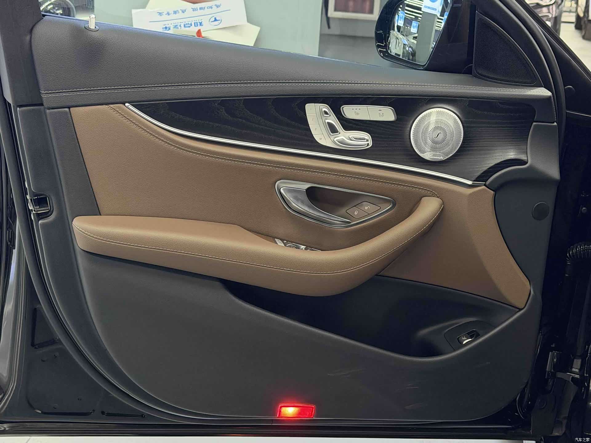 Mercedes-Benz E-Class, 2019 21