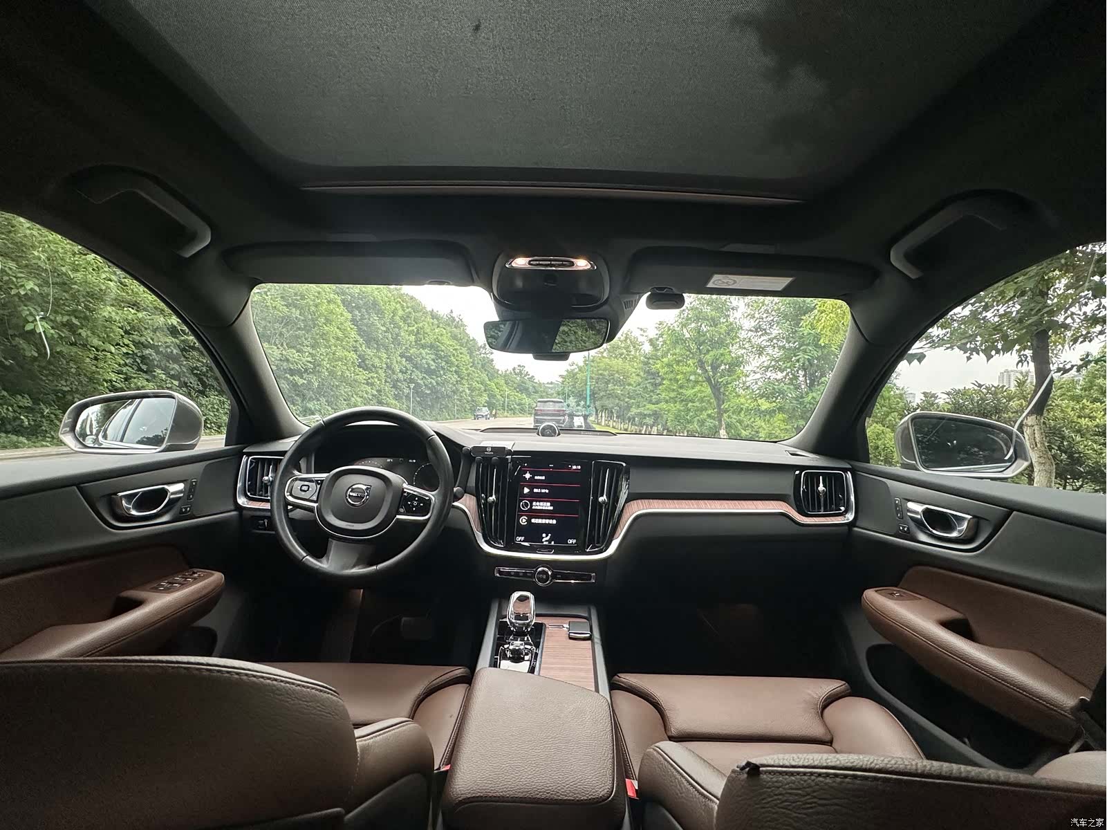 Volvo S60, 2022 все фото