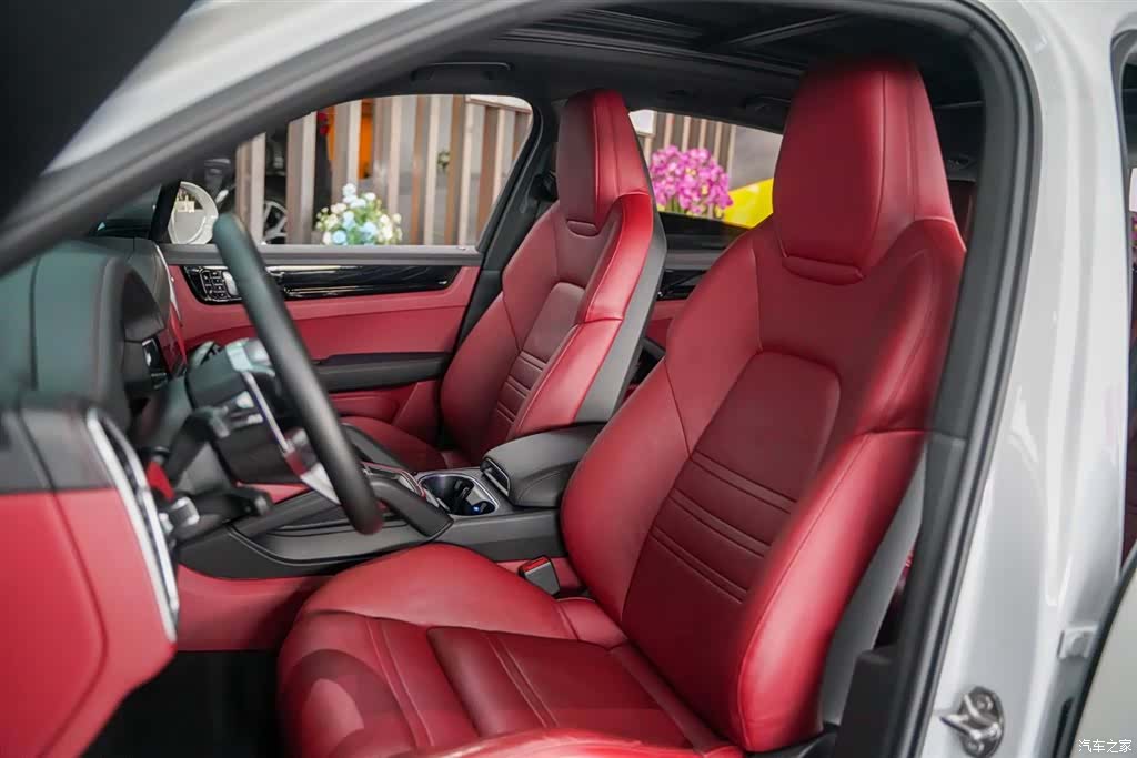 Porsche Cayenne, 2018 12
