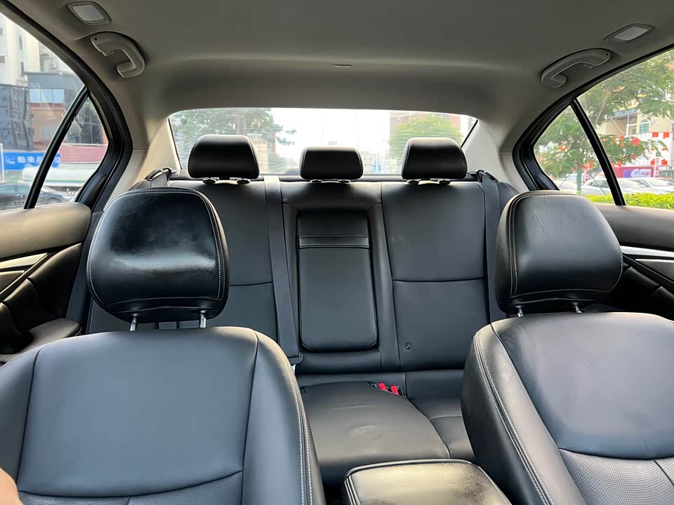 Infiniti Q50L Infiniti Q50L