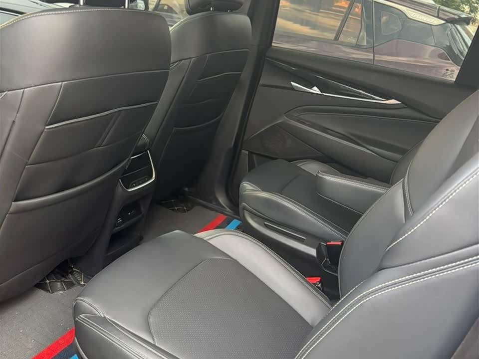 MAXUS Chase G50 MAXUS Chase G50