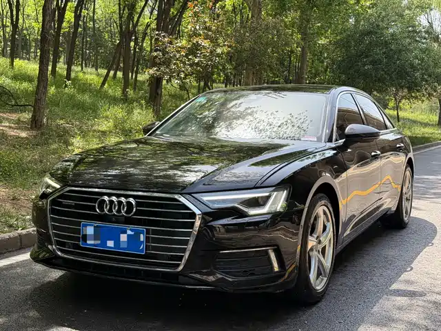 Audi A6L 2020 — купить из Китая под заказ