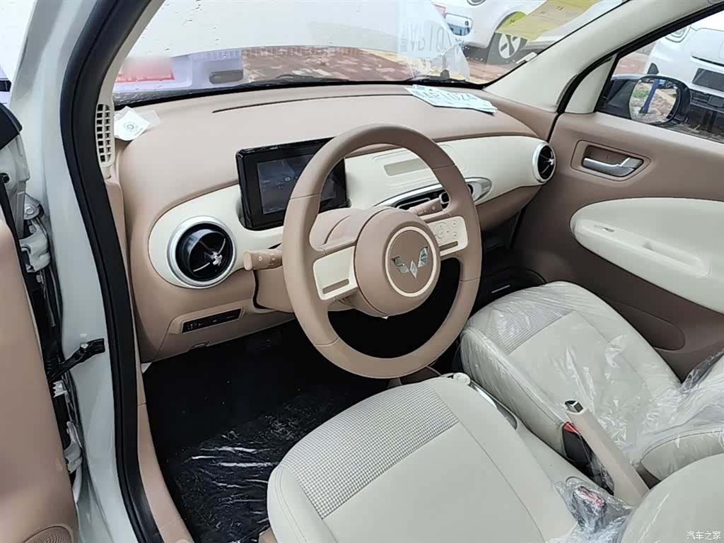Wuling MINIEV, 2026 11