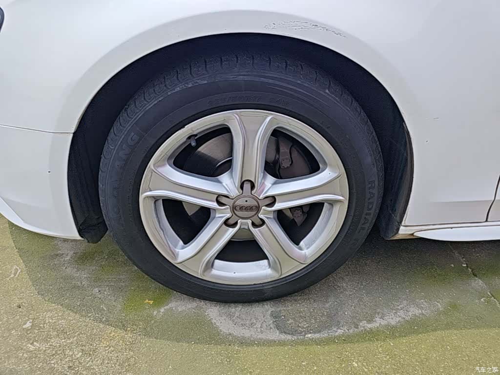 Audi A4L, 2015 23