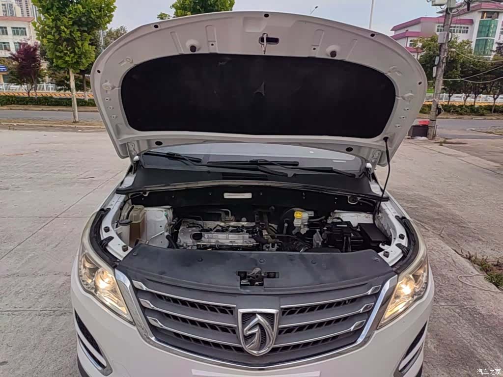 Wuling 560, 2017 20