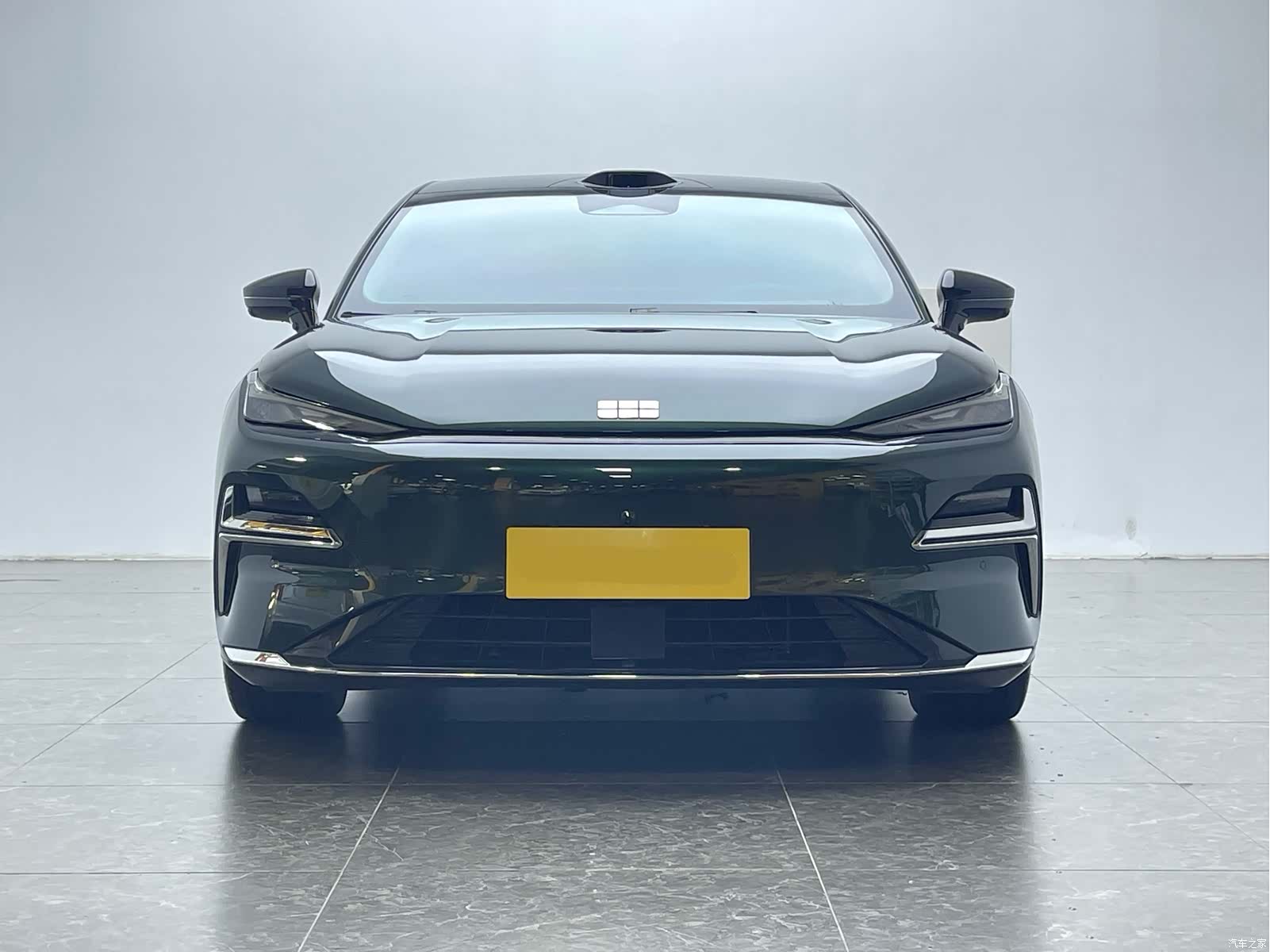 Geely 8, 2025 2