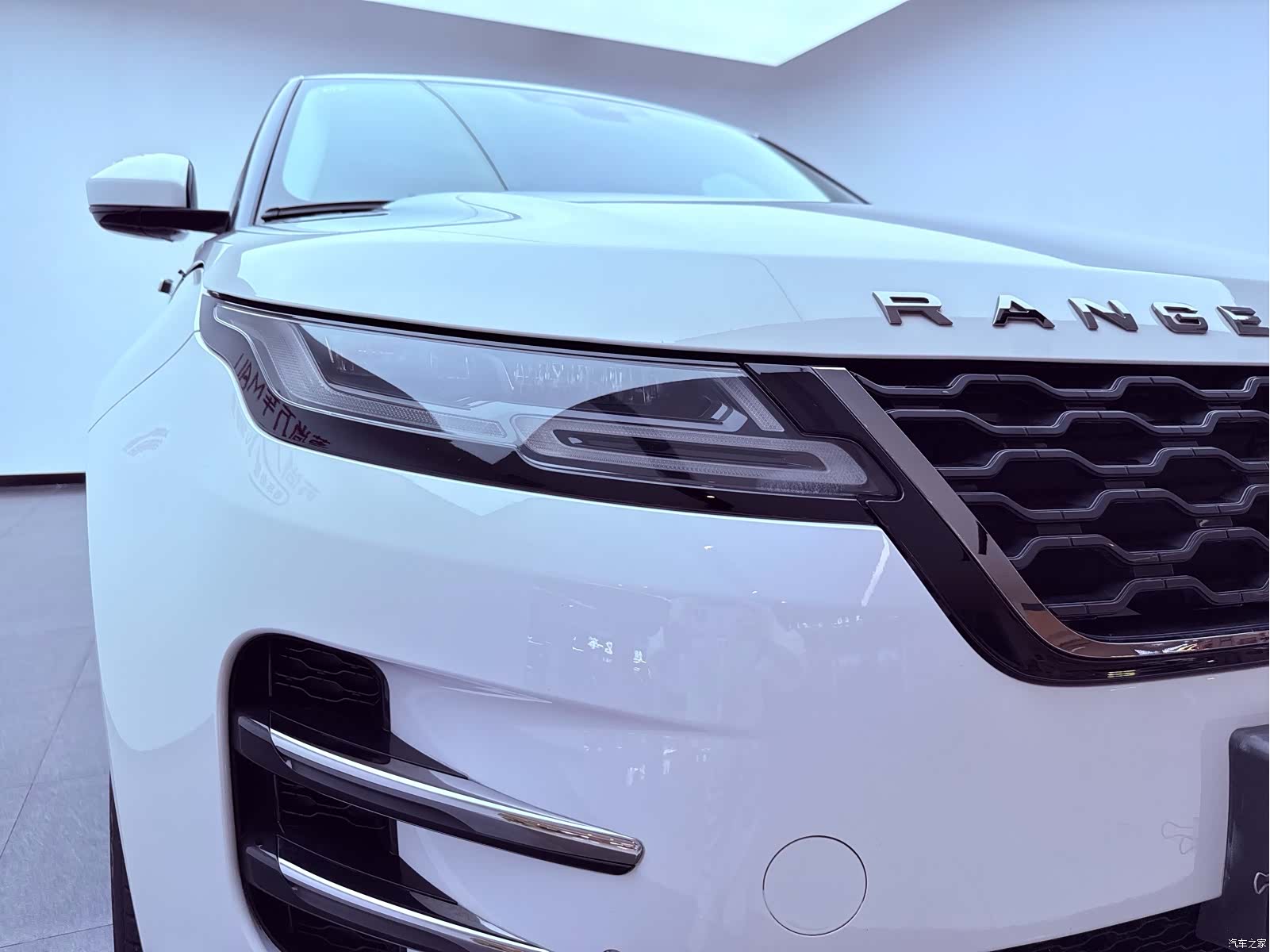 Land Rover Range Rover, 2023 24