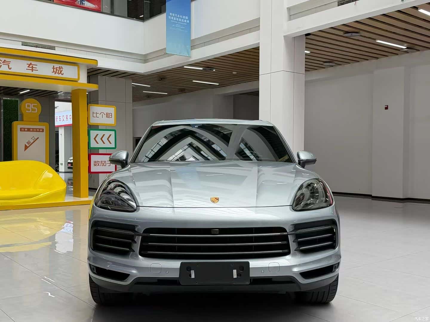 Porsche Cayenne, 2022 2