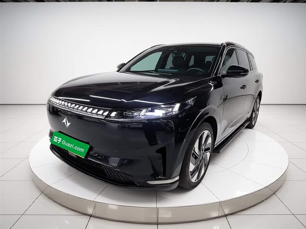 Dongfeng eπ008