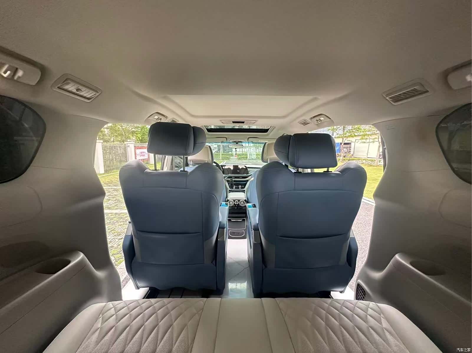 Buick GL8, 2022 33